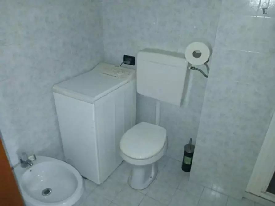 Immagine 3 di Appartamento in affitto  in Via Genova a Torino