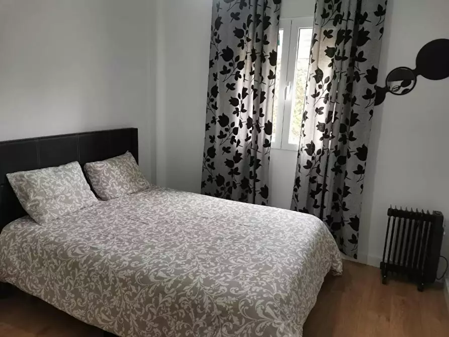 Immagine 5 di Appartamento in affitto  in Calle del Sanguiño a Madrid