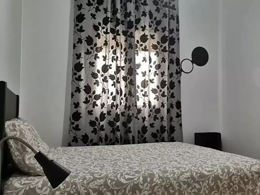 Immagine 4 di Appartamento in affitto  in Calle del Sanguiño a Madrid