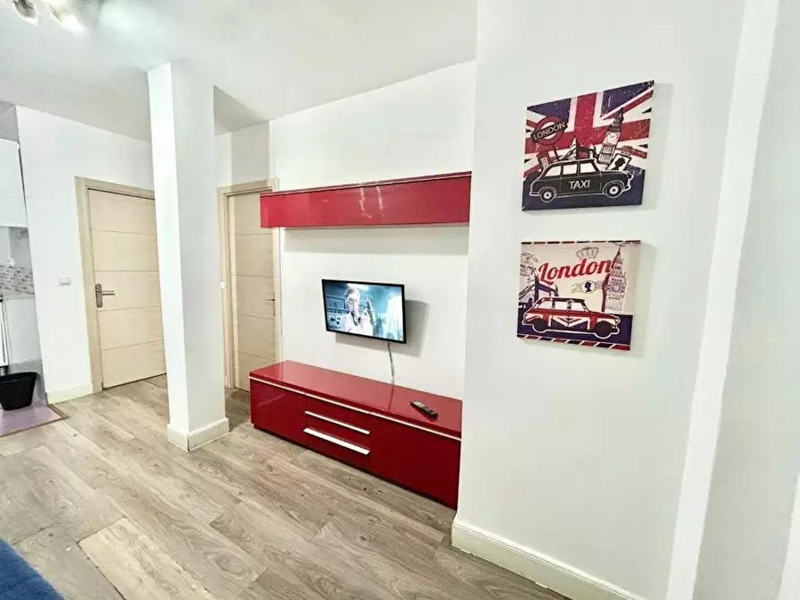 Immagine 4 di Appartamento in affitto  in Calle de Antonio López a Madrid