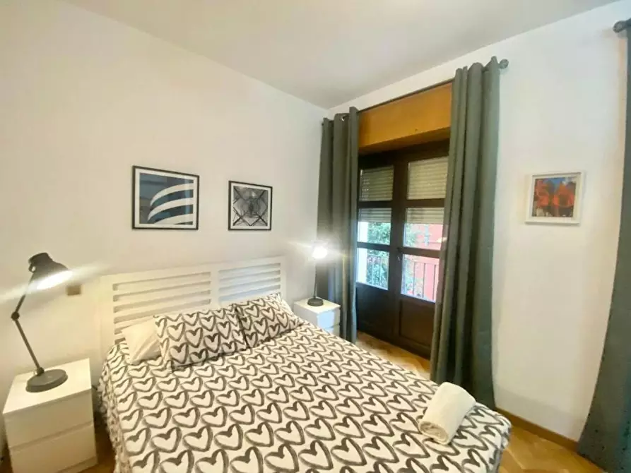 Immagine 4 di Appartamento in affitto  in Calle de la Huerta del Bayo a Madrid