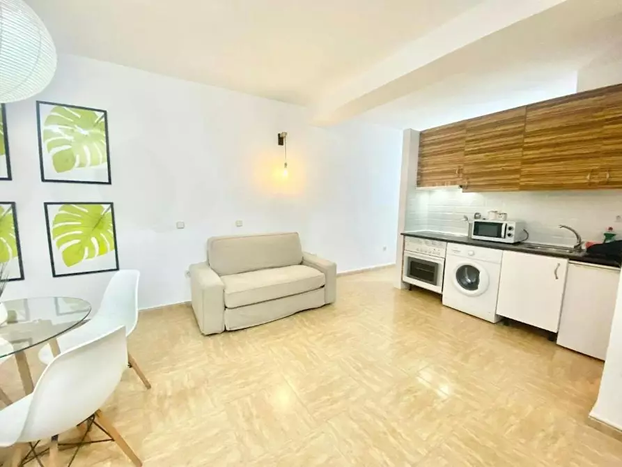 Immagine 6 di Appartamento in affitto  in Calle de Callejo a Madrid