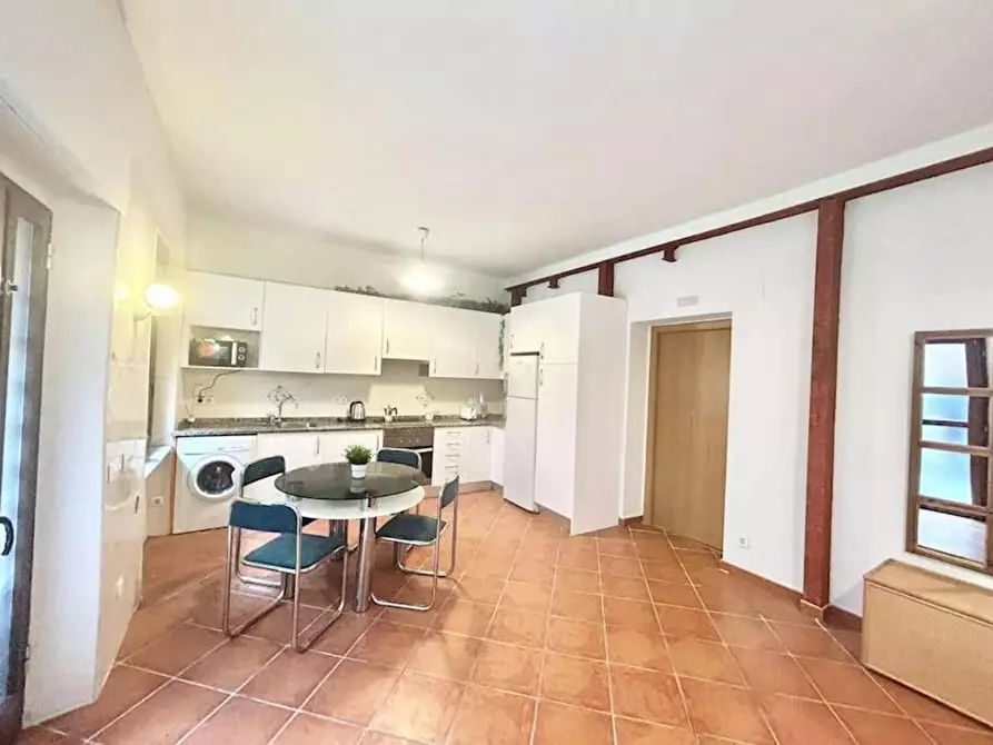 Immagine 5 di Appartamento in affitto  in Calle del Mesón de Paredes a Madrid