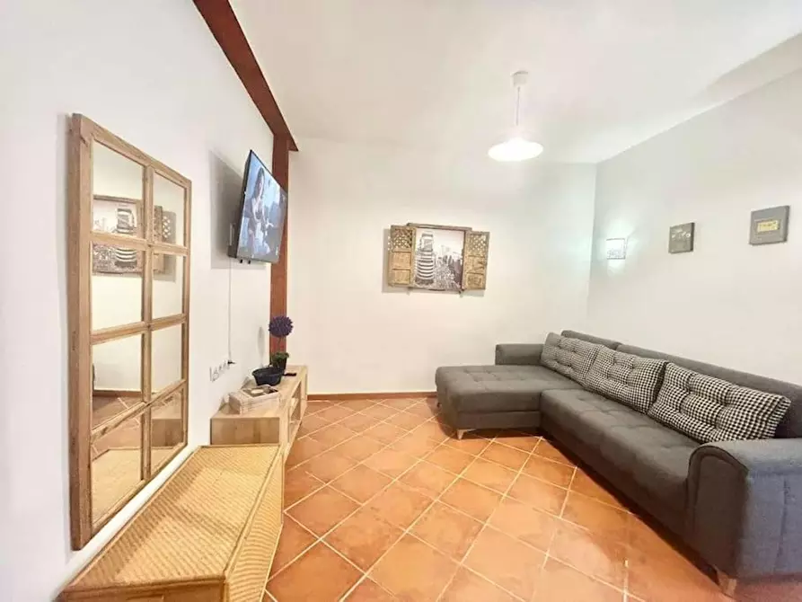 Immagine 2 di Appartamento in affitto  in Calle del Mesón de Paredes a Madrid