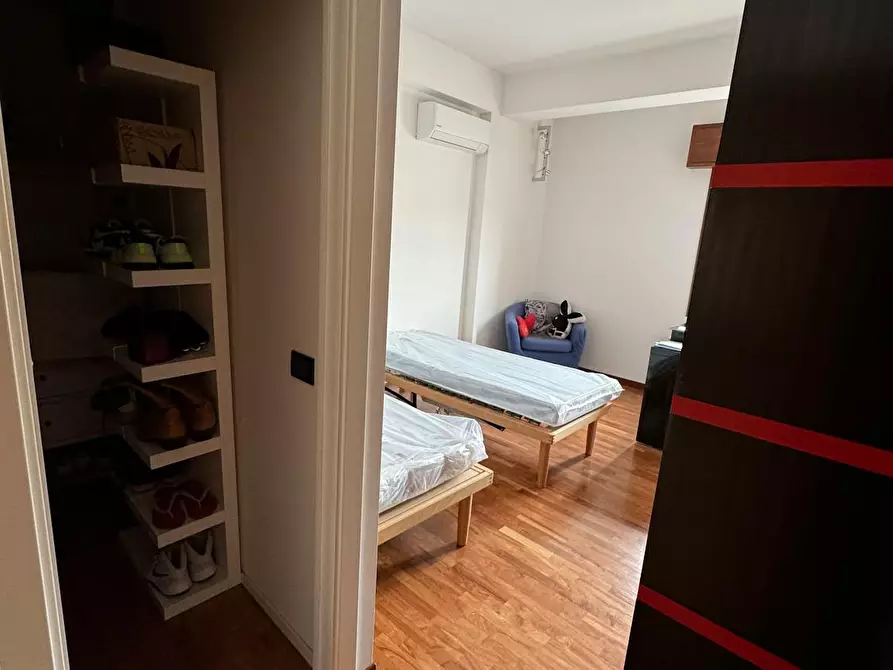 Immagine 2 di Appartamento in affitto  in Via Paolo Bovi Campeggi a Bologna