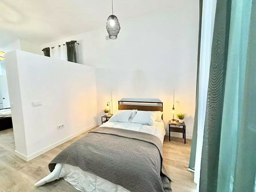 Immagine 4 di Appartamento in affitto  in Calle de Mariano Benlliure a Madrid