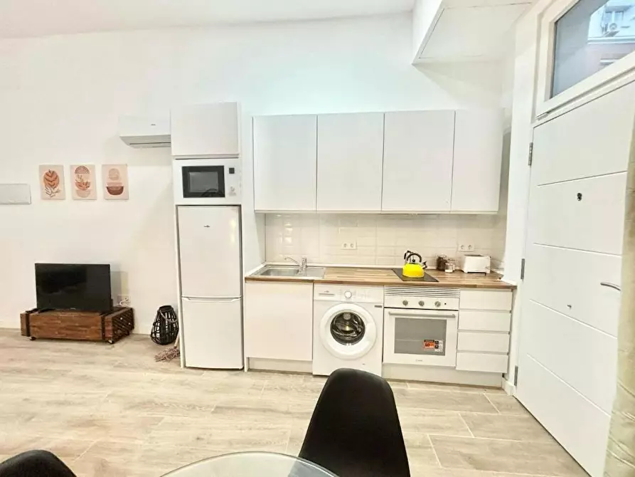 Immagine 9 di Appartamento in affitto  in Calle de Mariano Benlliure a Madrid