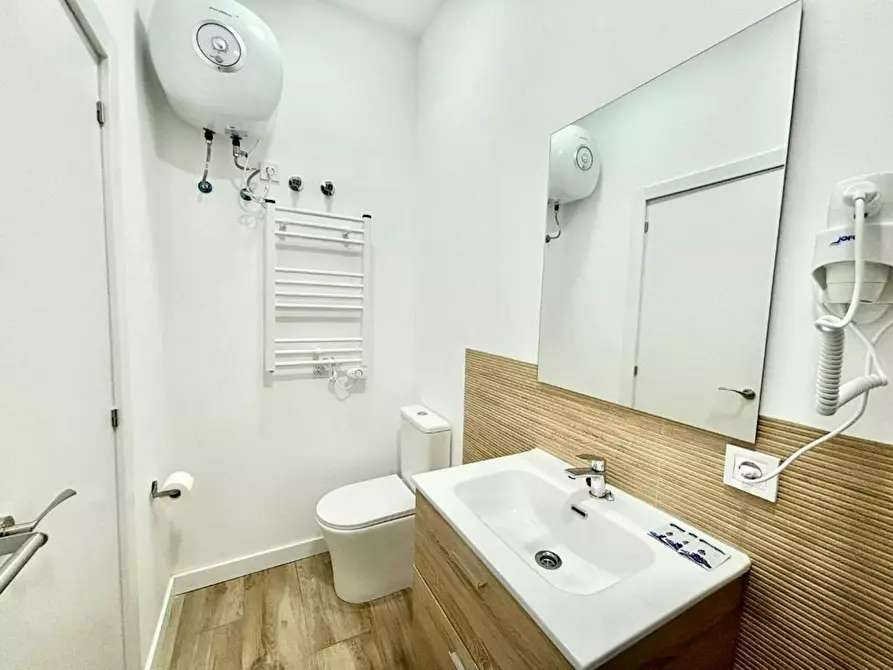 Immagine 10 di Appartamento in affitto  in Calle de Mejorana a Madrid