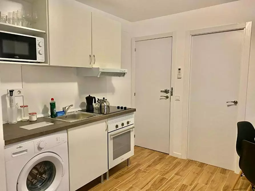 Immagine 7 di Appartamento in affitto  in Calle Mirasierra a Madrid