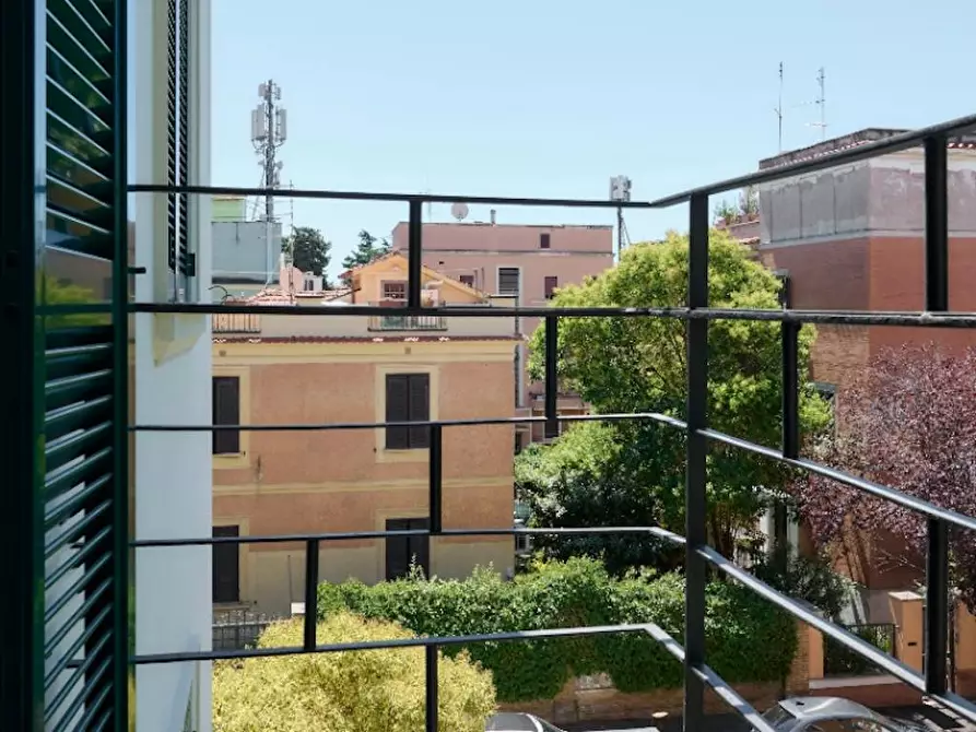Immagine 10 di Appartamento in affitto  in Via Giulia di Gallese a Roma