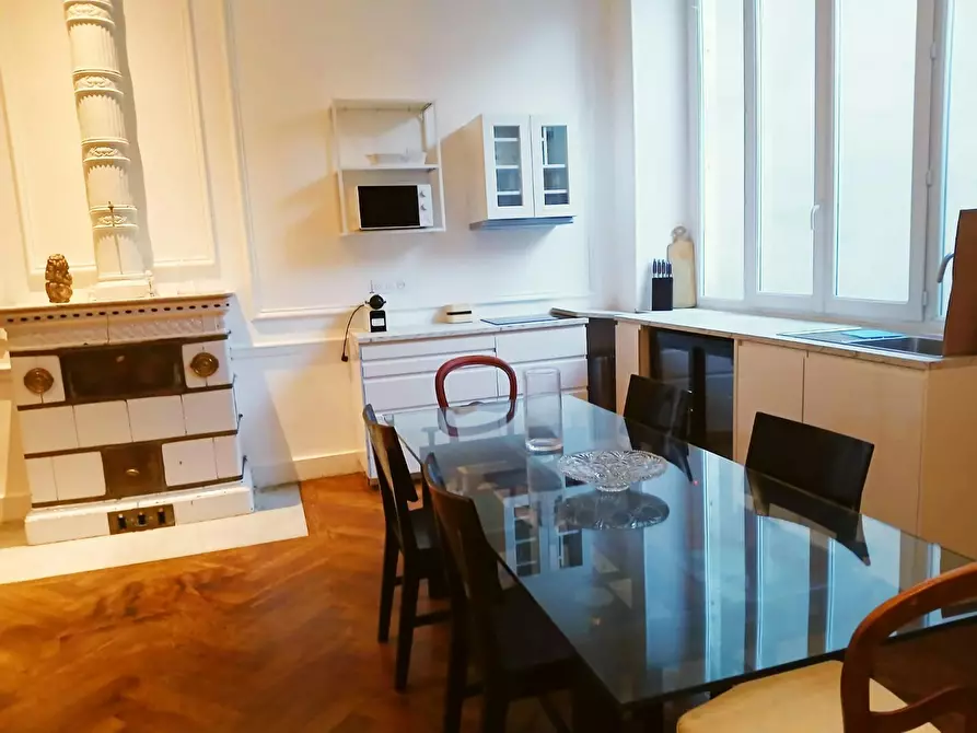 Immagine 6 di Appartamento in affitto  in Grand Rue a Nîmes