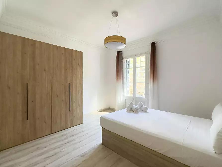 Immagine 4 di Appartamento in affitto  in Avinguda del Paral·lel a Barcelona