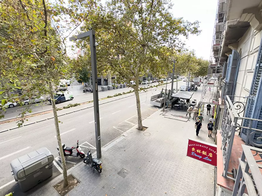 Immagine 8 di Appartamento in affitto  in Avinguda del Paral·lel a Barcelona