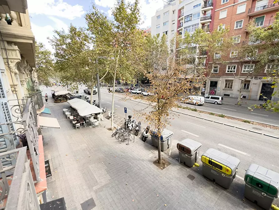 Immagine 7 di Appartamento in affitto  in Avinguda del Paral·lel a Barcelona