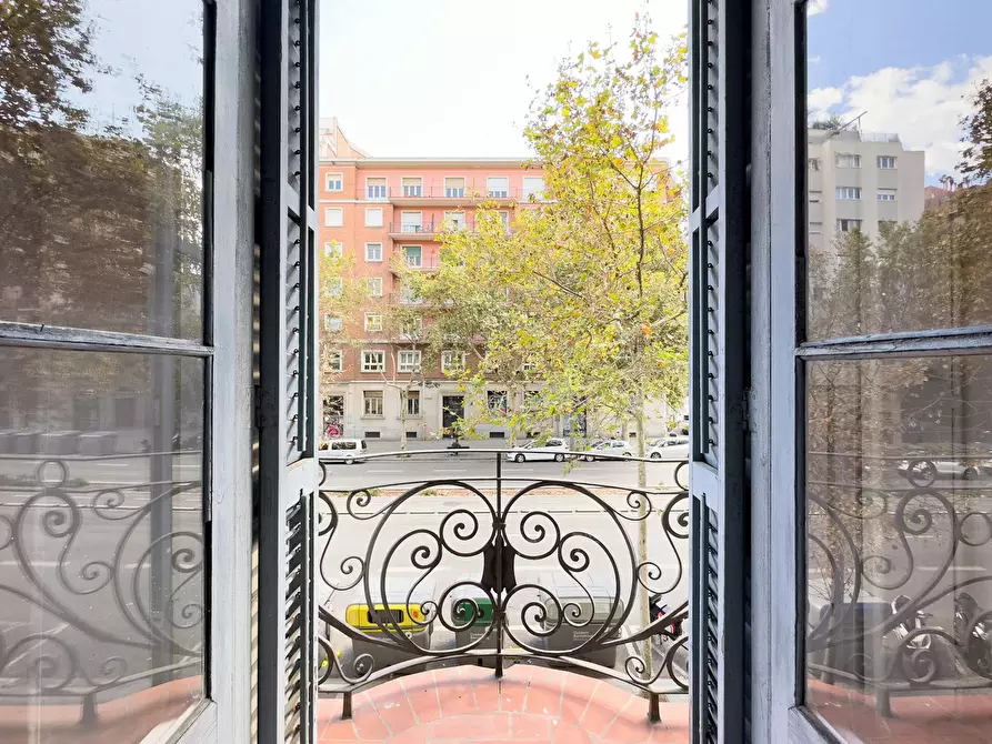 Immagine 6 di Appartamento in affitto  in Avinguda del Paral·lel a Barcelona