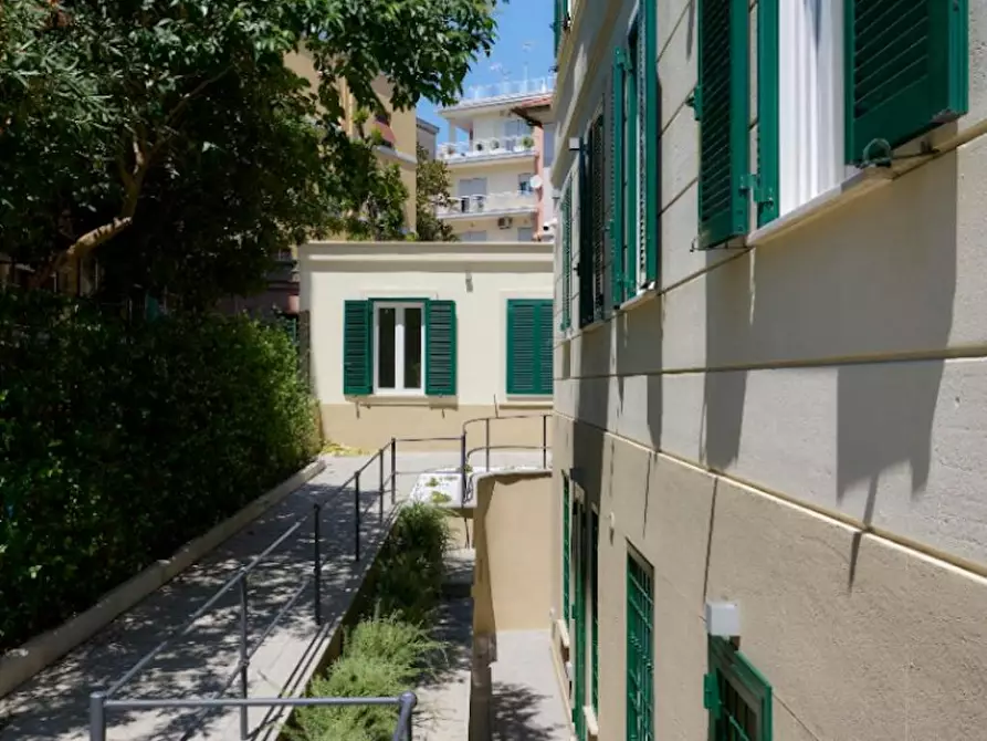 Immagine 4 di Appartamento in affitto  in Via Giulia di Gallese a Roma