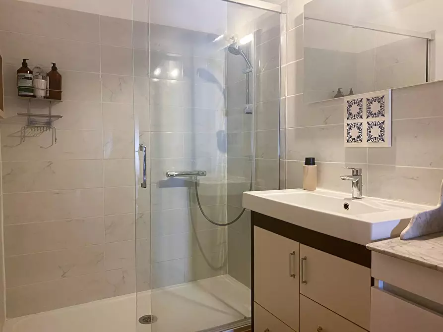 Immagine 10 di Casa indipendente in affitto  in Avenue de la Gare a Tourbes
