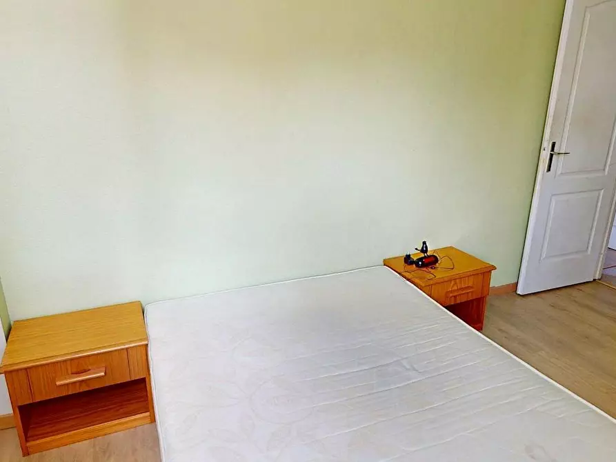 Immagine 9 di Appartamento in affitto  in Rue de Tardy a Saint-Étienne