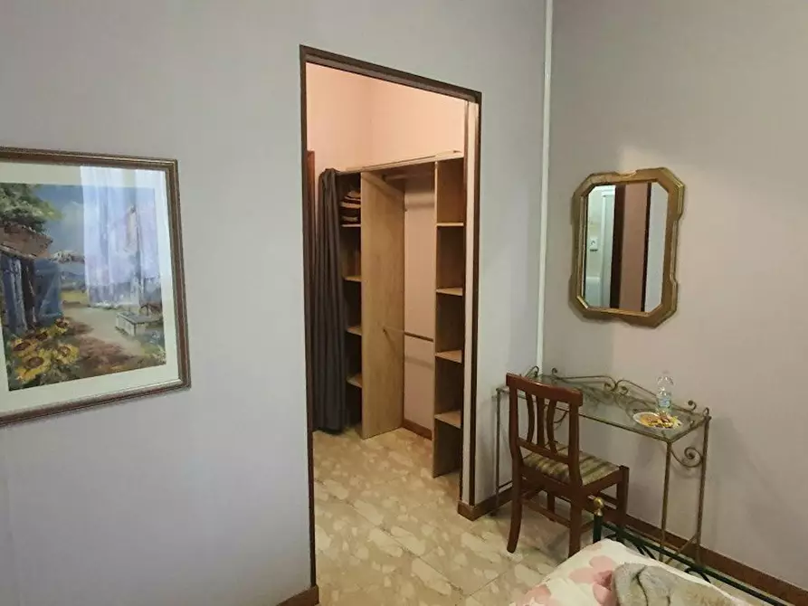 Immagine 4 di Camera in affitto  in Via Principessa Clotilde a Torino