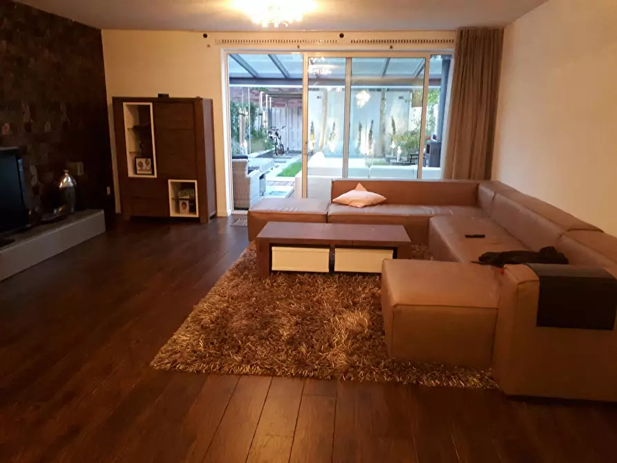 Immagine 5 di Camera in affitto  in New Yorksingel a 's-Gravenhage