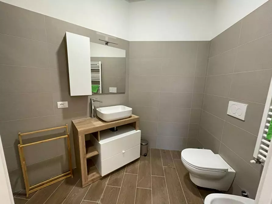 Immagine 8 di Appartamento in affitto  in Via Spezia a Milano