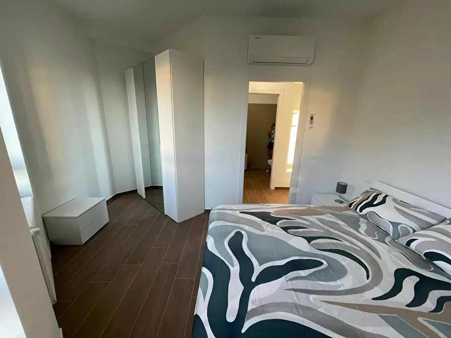 Immagine 6 di Appartamento in affitto  in Via Spezia a Milano