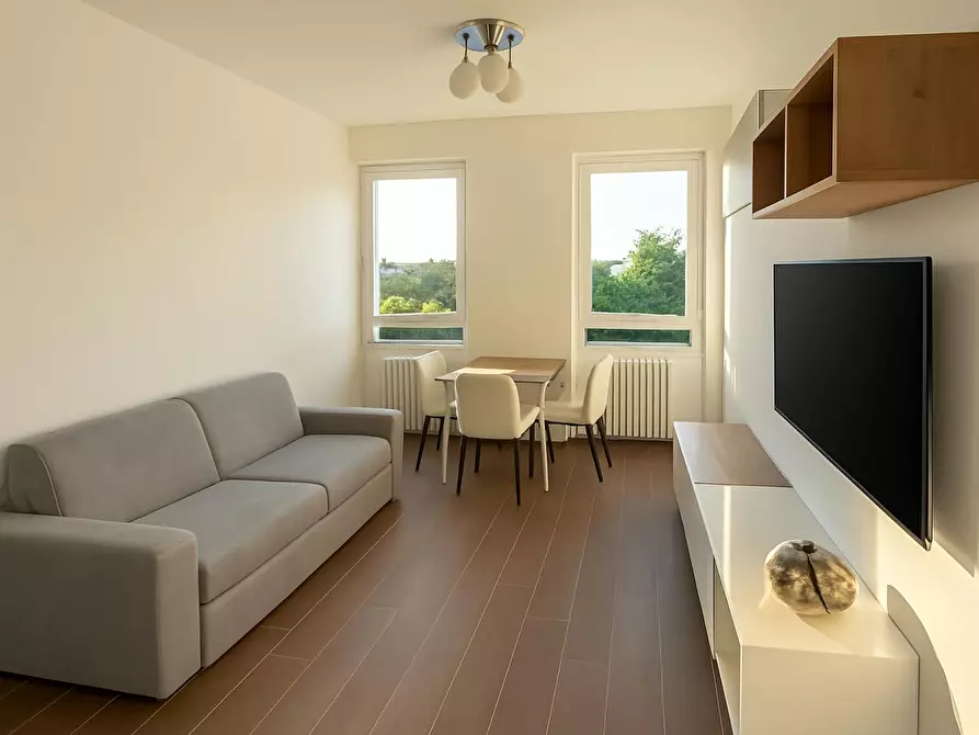 Immagine 2 di Appartamento in affitto  in Via Spezia a Milano