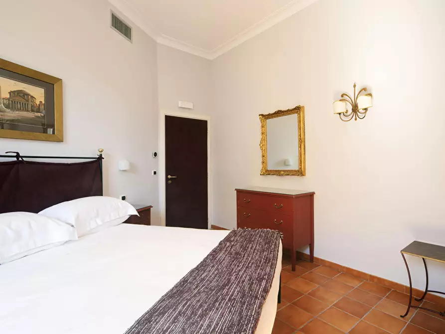Immagine 8 di Appartamento in affitto  in Via Cavour a Roma