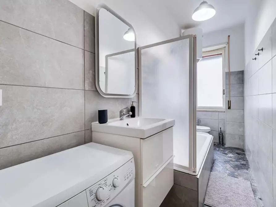 Immagine 6 di Camera in affitto  in Piazza Geremia Bonomelli a Milano