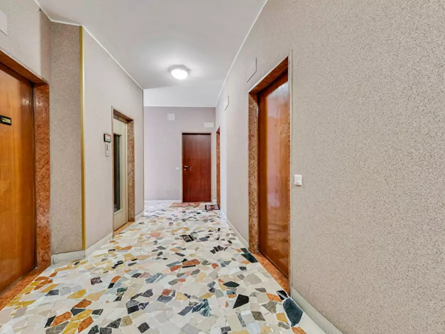 Immagine 10 di Camera in affitto  in Piazza Geremia Bonomelli a Milano