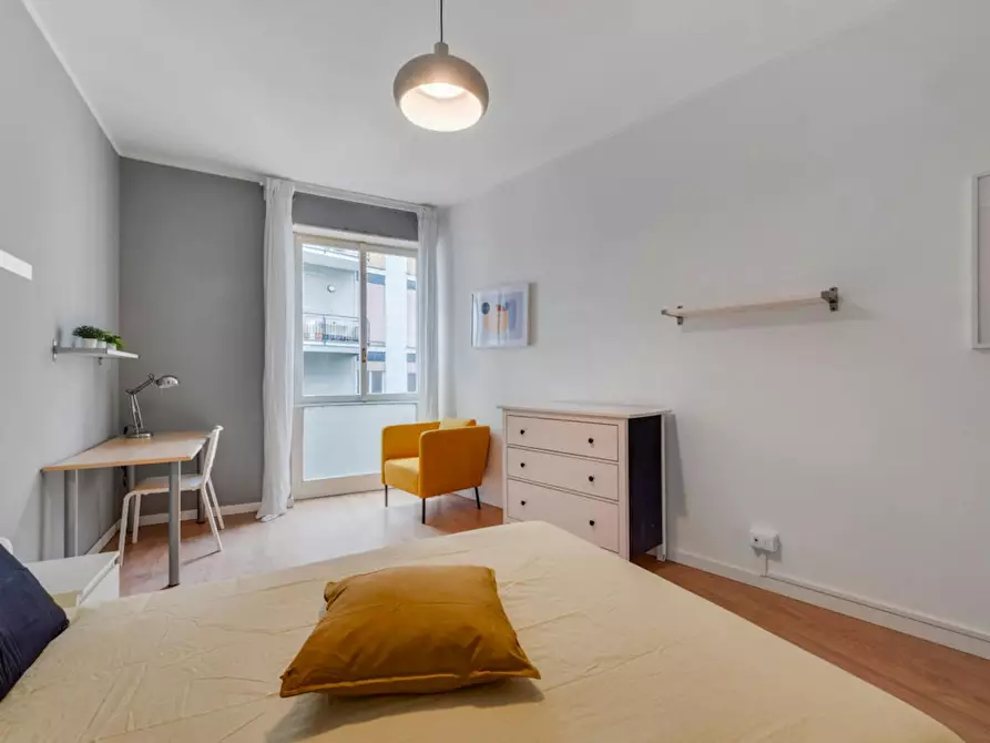 Immagine 2 di Camera in affitto  in Piazza Geremia Bonomelli a Milano