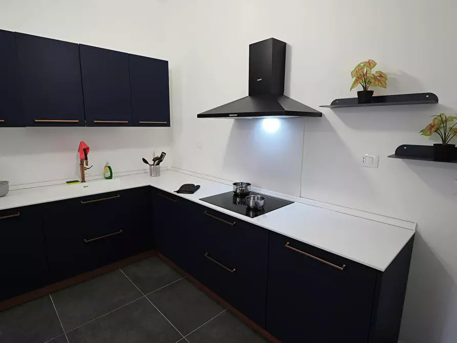 Immagine 8 di Camera in affitto  in Corso Peschiera a Torino