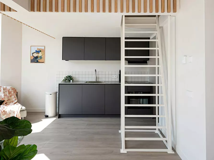 Immagine 2 di Appartamento in affitto  in Laan van Nieuw Oosteinde a Voorburg