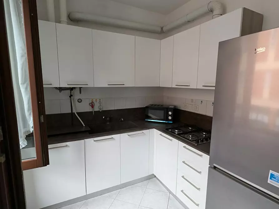 Immagine 5 di Camera in affitto  in Via Monte Popera a Milano