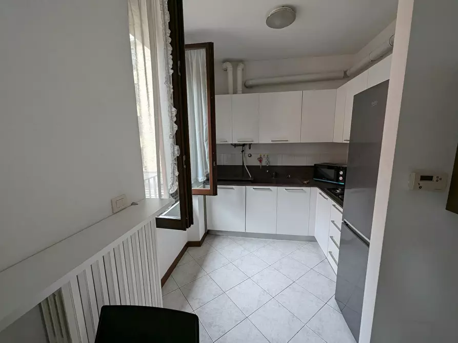 Immagine 4 di Camera in affitto  in Via Monte Popera a Milano