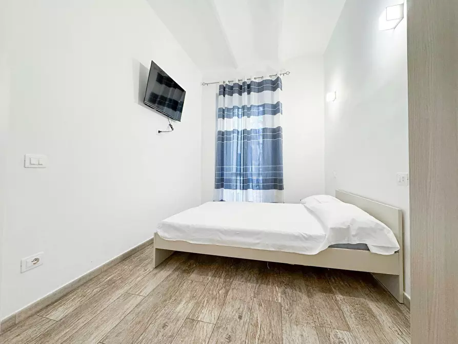 Immagine 2 di Camera in affitto  in Via del Ponte all'Asse a Firenze