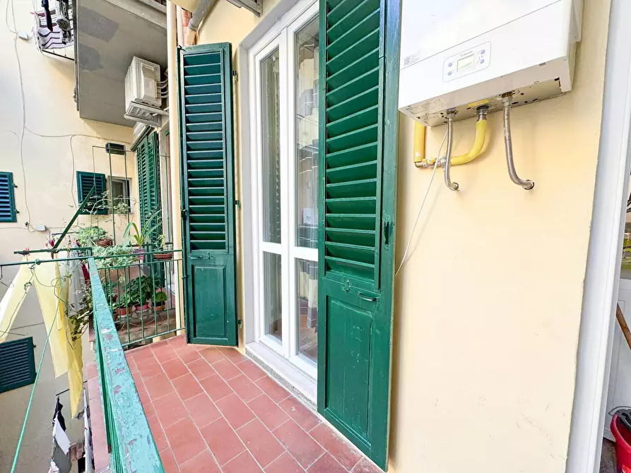 Immagine 3 di Camera in affitto  in Via del Ponte all'Asse a Firenze