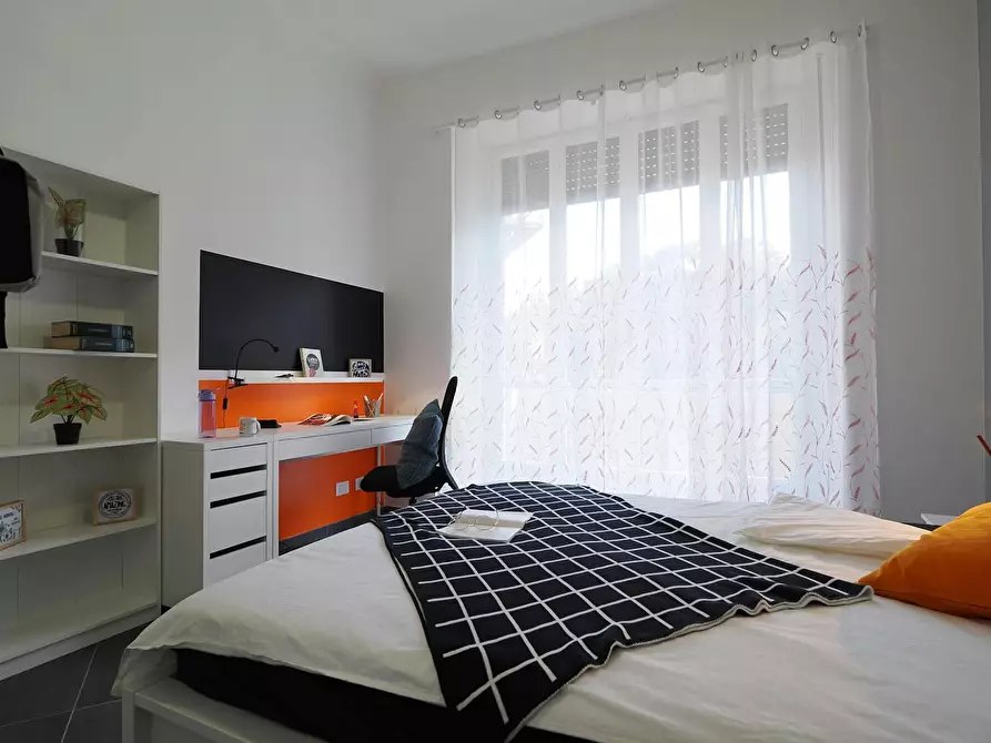 Immagine 5 di Camera in affitto  in Corso Peschiera a Torino