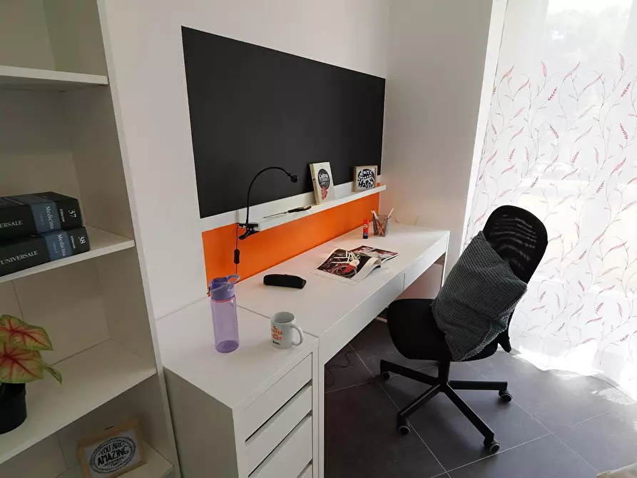 Immagine 3 di Camera in affitto  in Corso Peschiera a Torino