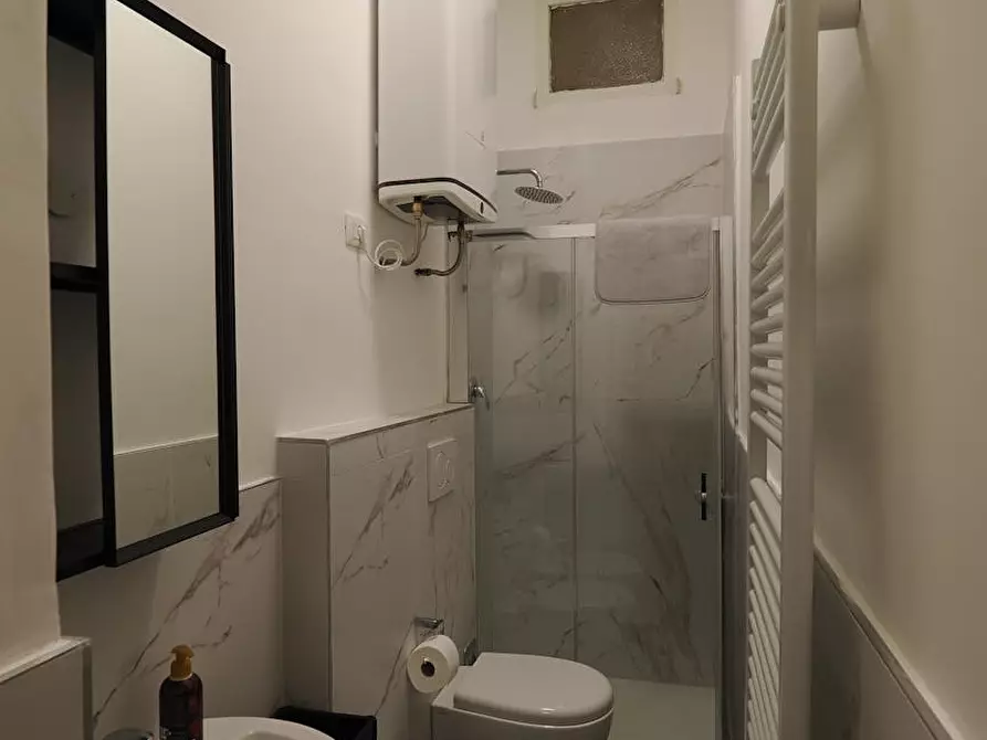 Immagine 8 di Camera in affitto  in Corso Peschiera a Torino