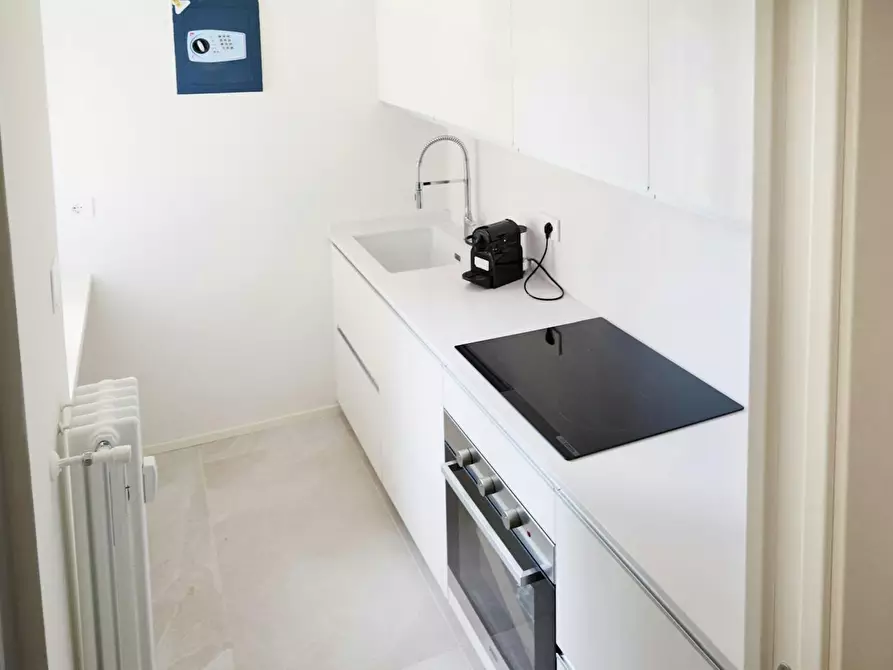 Immagine 5 di Appartamento in affitto  in Via Tortona a Milano