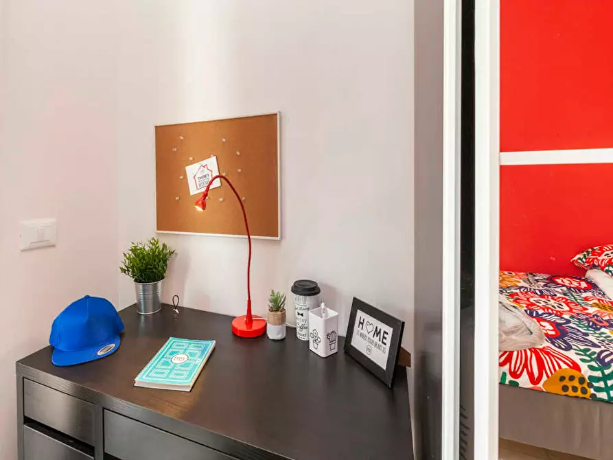 Immagine 5 di Camera in affitto  in Via Giuseppe Regaldi a Milano