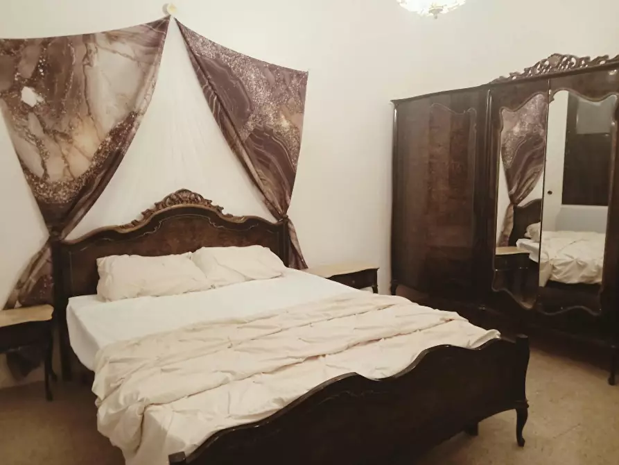 Immagine 1 di Camera in affitto  in Viale A. Volta a Battaglia Terme