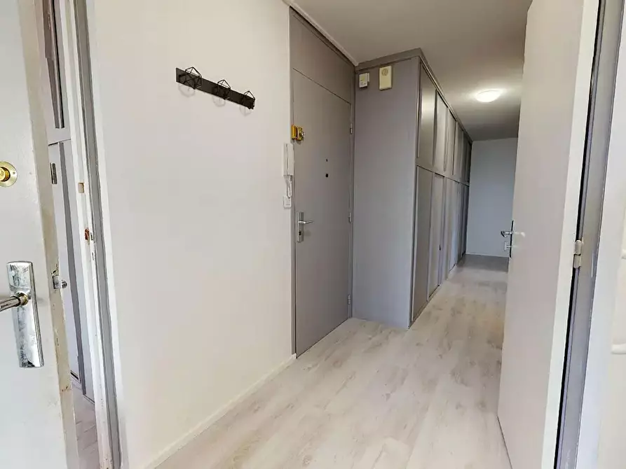 Immagine 9 di Camera in affitto  in Boulevard de l'Europe a Oullins