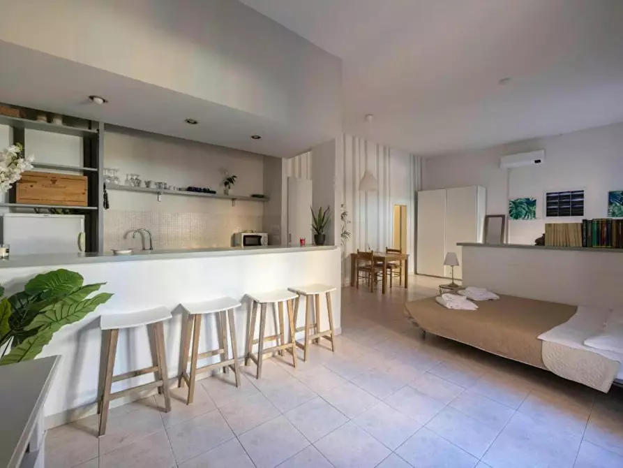 Immagine 2 di Appartamento in affitto  in Via Santo Stefano a Bologna