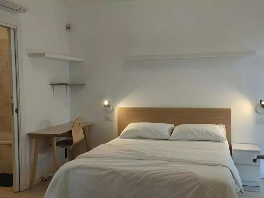 Immagine 3 di Camera in affitto  in Via Giulio Cesare Procaccini a Milano