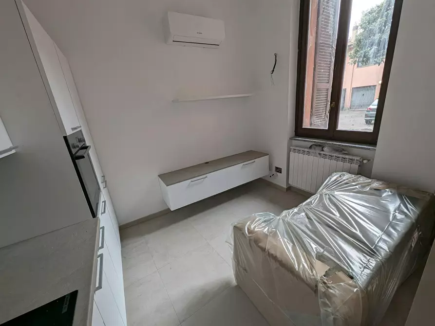 Immagine 6 di Camera in affitto  in Via Monte Popera a Milano