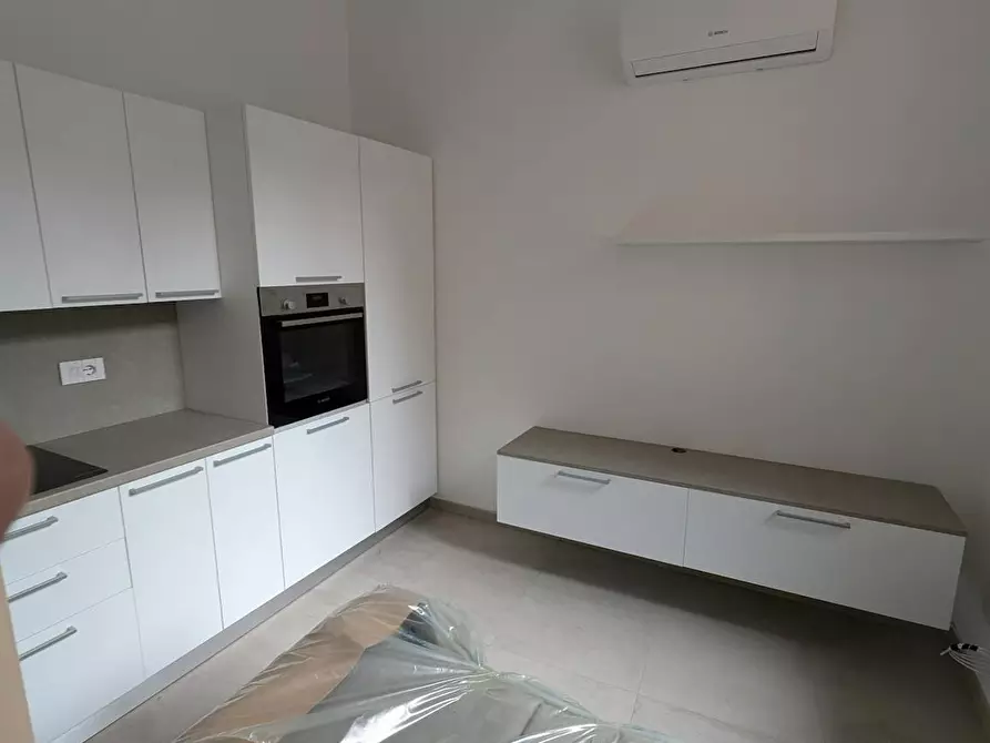 Immagine 5 di Camera in affitto  in Via Monte Popera a Milano