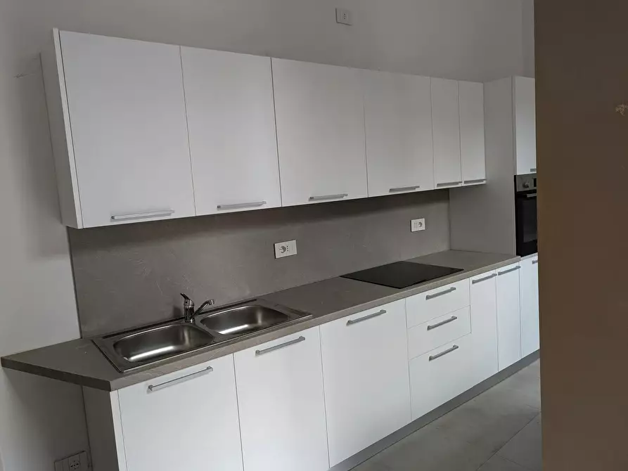 Immagine 3 di Camera in affitto  in Via Monte Popera a Milano