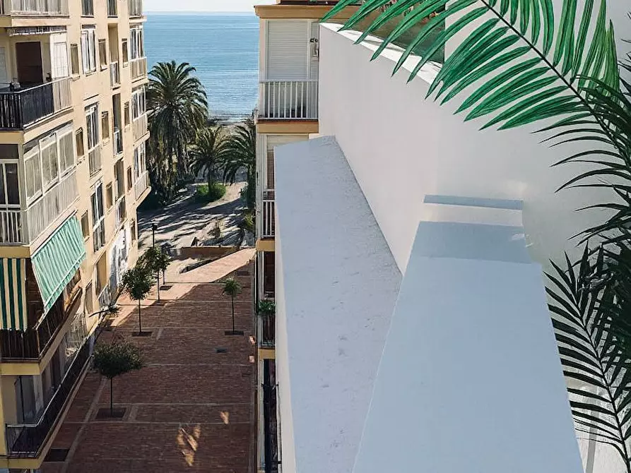 Immagine 9 di Appartamento in affitto  in Calle Melilla a Loma Del Monte